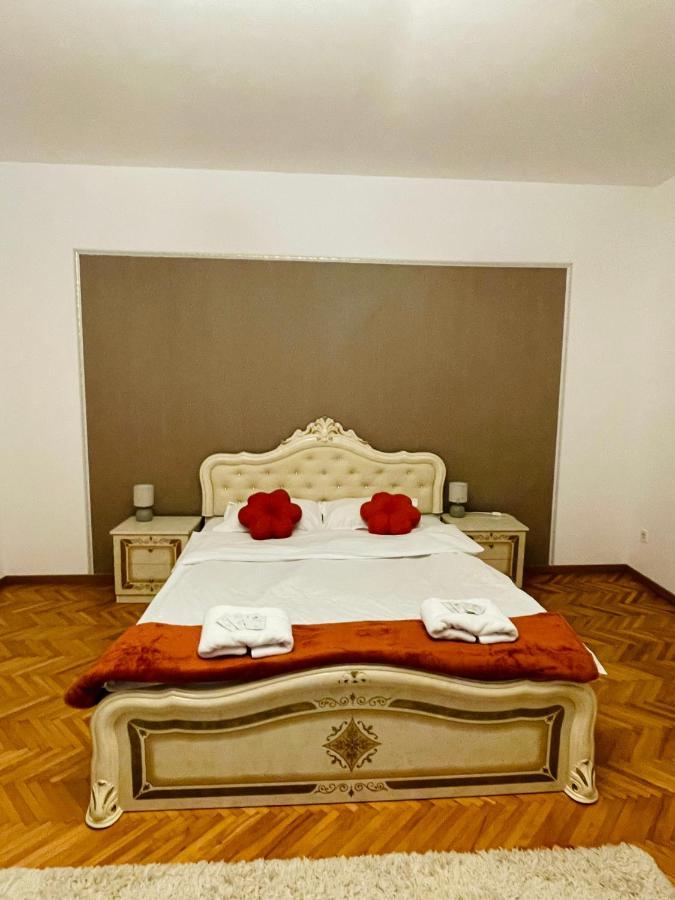 בראשוב Londof Schei Apartments - Downtown מראה חיצוני תמונה